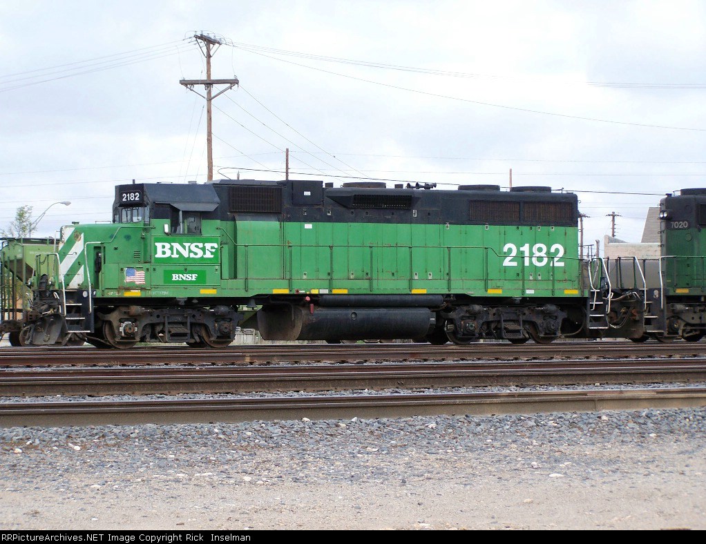 BNSF 2182